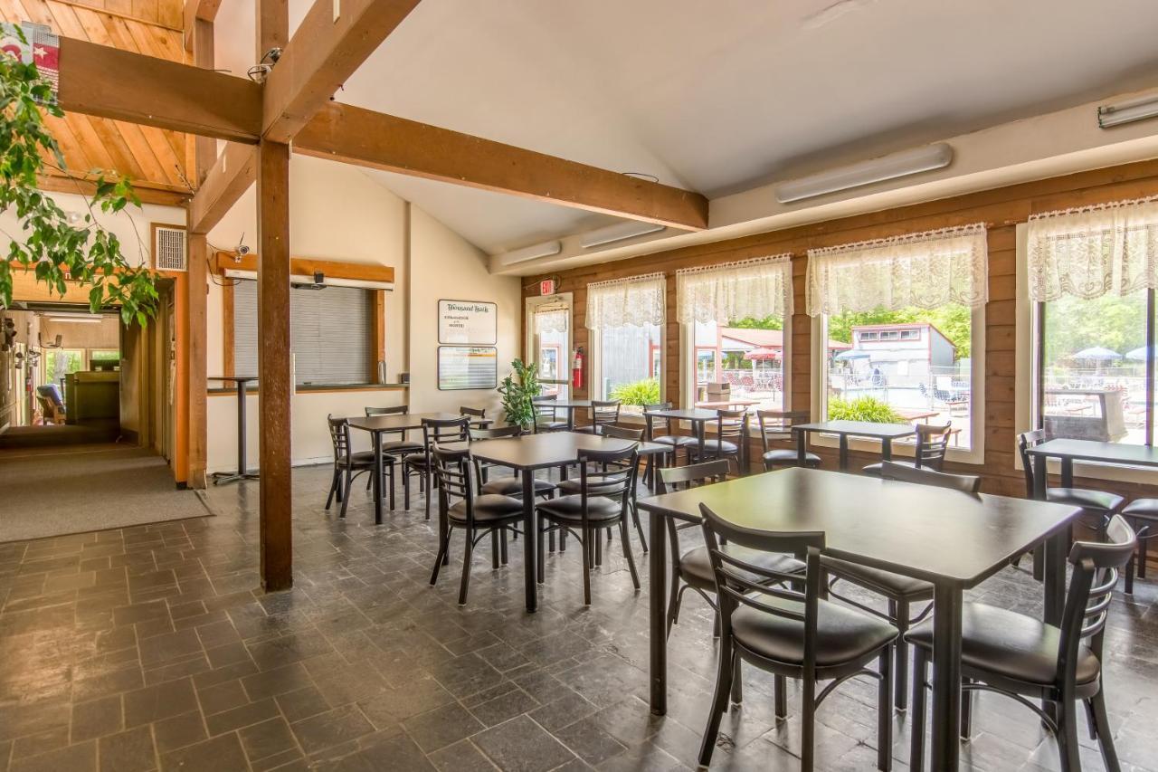 Croaker Williamsburg Camping Resort One Bedroom Cabin 3 מראה חיצוני תמונה